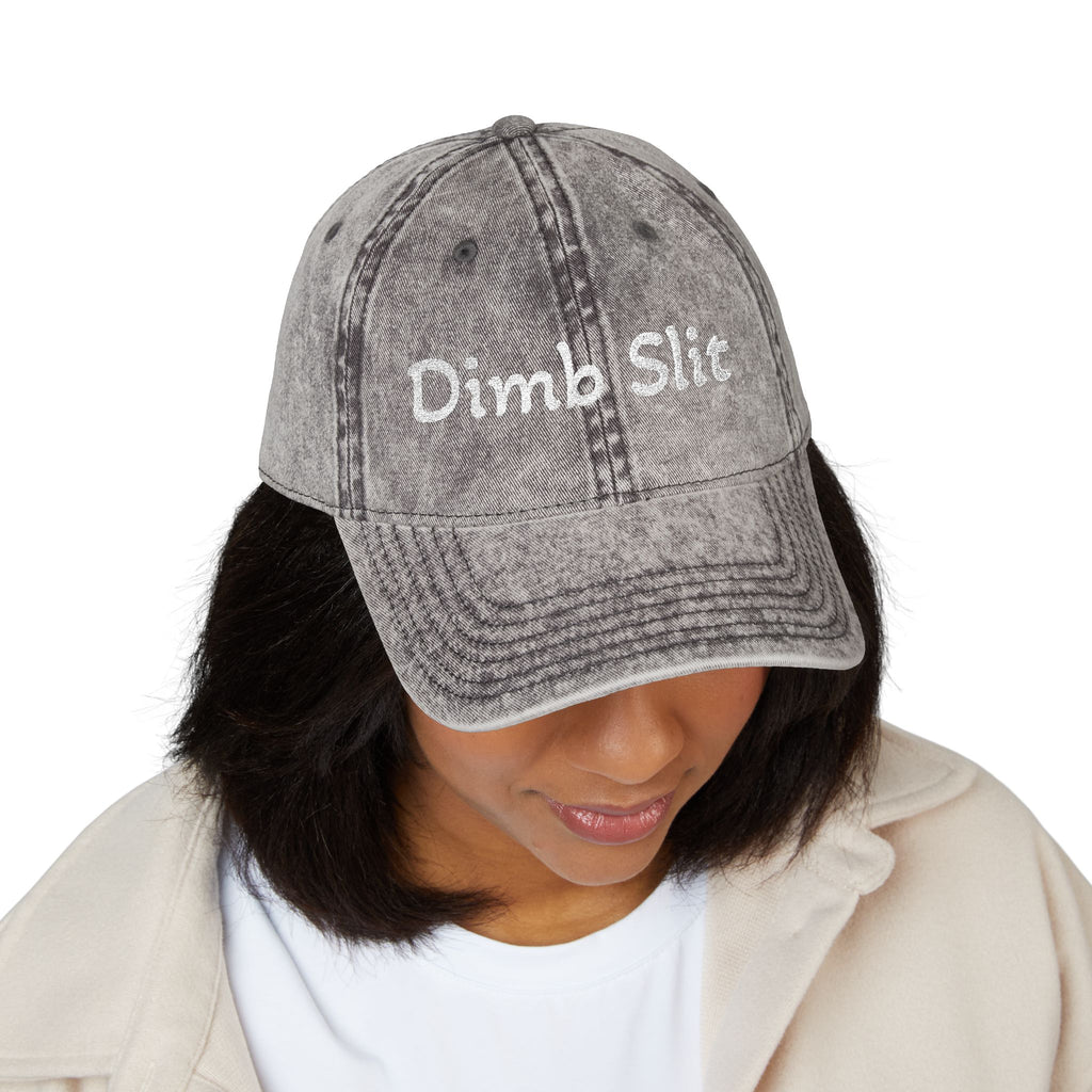 Dimb Slit red embroidered cap | vintage washed baseball hat