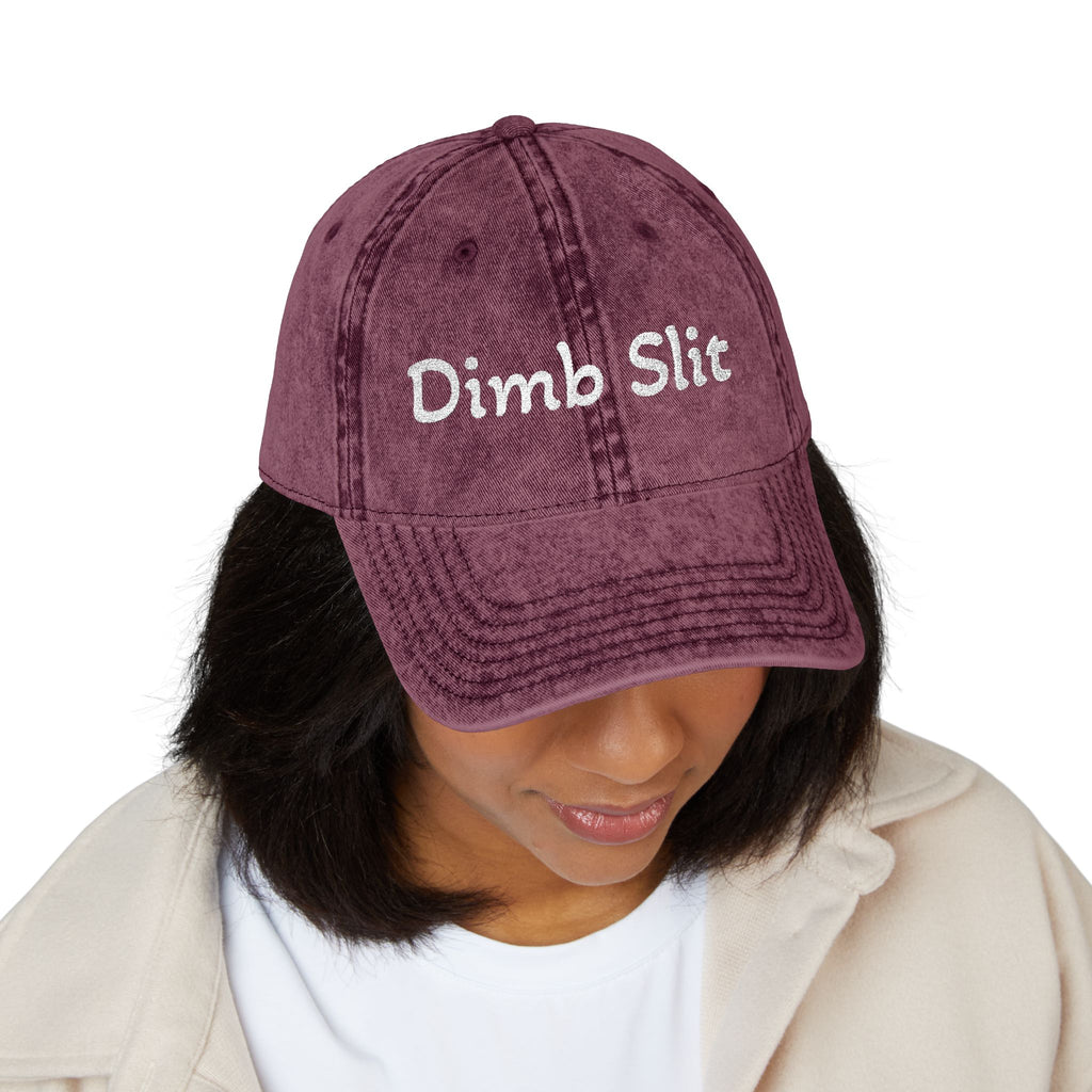Dimb Slit red embroidered cap | vintage washed baseball hat